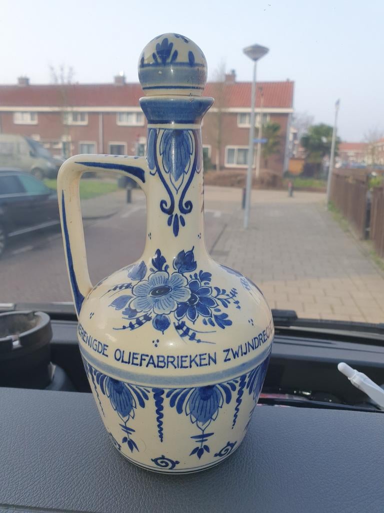Delfts blauwe kruik. Verenigde Oliefabrieken Zwijndrecht, Ophalen