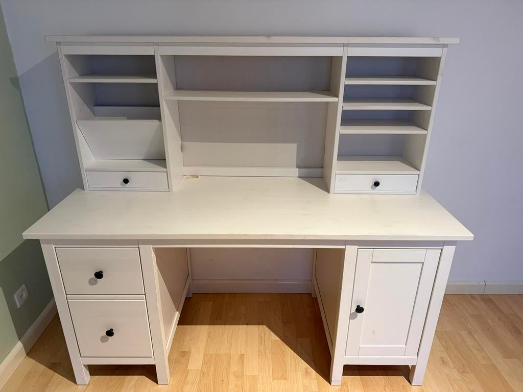Bureau met opzetkast (wit), Ophalen, Zo goed als nieuw