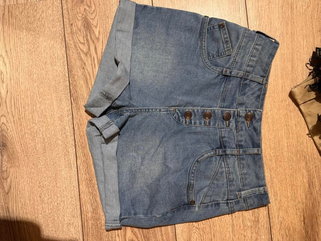 Korte broeken, Ophalen of Verzenden, Zo goed als nieuw, Blauw, W32 (confectie 46) of kleiner