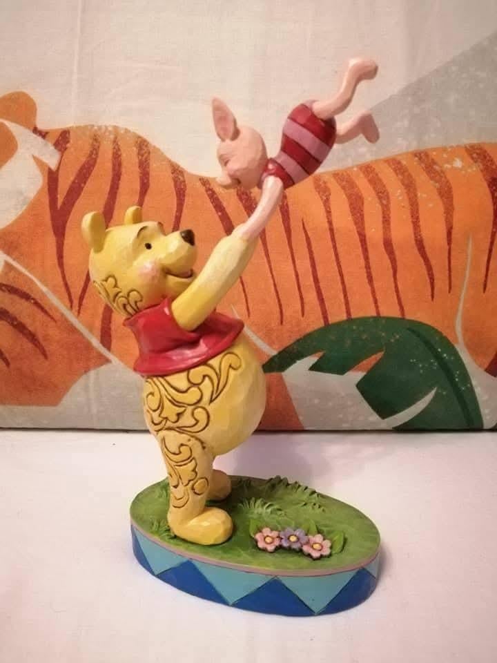 Disney traditions Winnie the Pooh & Piglet friends, Ophalen of Verzenden, Winnie de Poeh of vrienden, Zo goed als nieuw, Beeldje of Figuurtje
