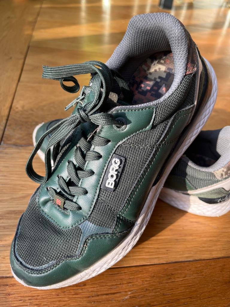 Mt 38 Donkergroene Borg sneakers, Ophalen of Verzenden, Groen, Sneakers of Gympen, Zo goed als nieuw