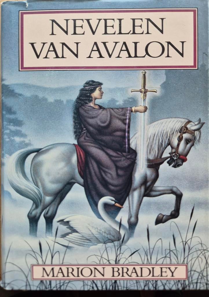 De Nevelen van Avalon - Marion Bradley (Fantasy Boek), Boeken, Ophalen of Verzenden, Gelezen, Marion Bradley