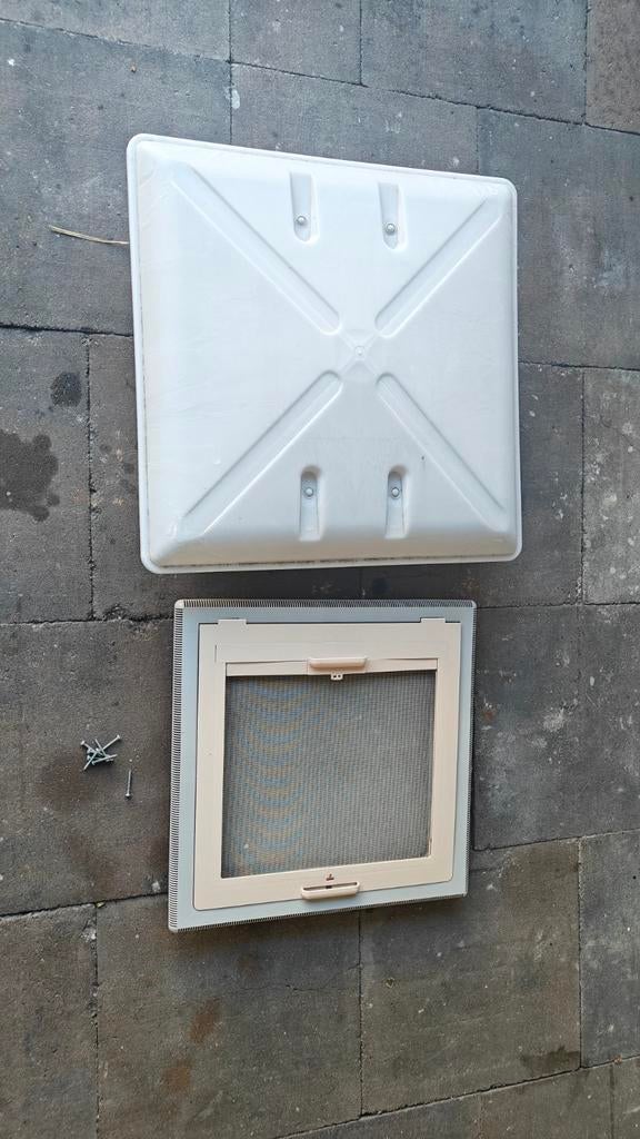 MPK Dakluik voor caravan 40x40, Ophalen, Zo goed als nieuw