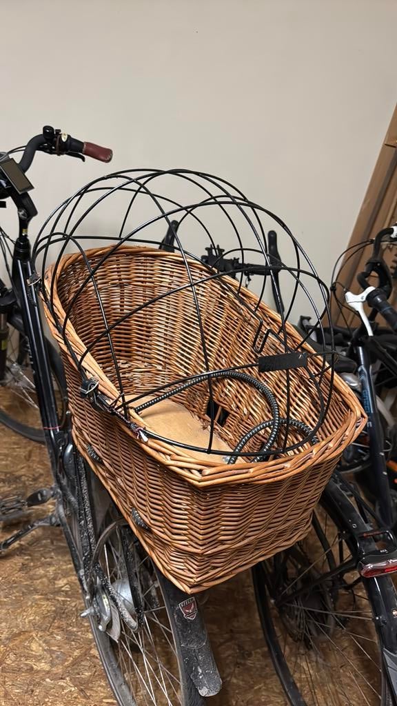 Fietsmand  voor kleine hond of kat, Ophalen of Verzenden, Zo goed als nieuw