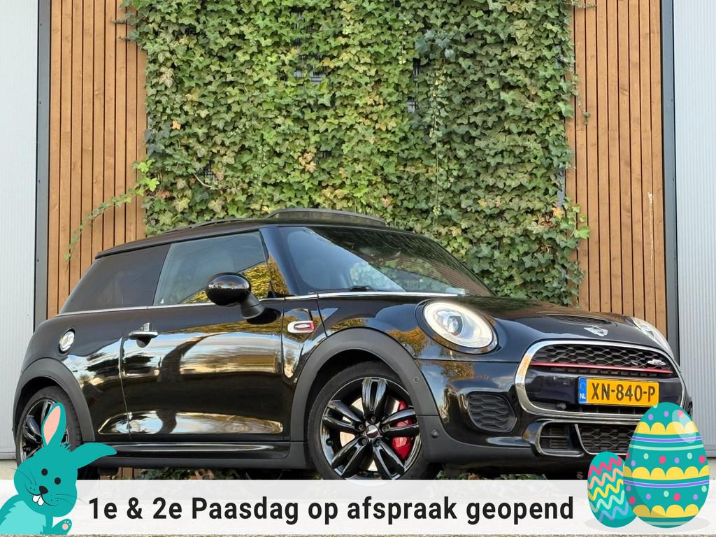 Mini Mini 2.0 John Cooper Works Chili|PANO|HEAD UP|231PK|JCW, 1998 cc, Gebruikt, 4 cilinders, 4 stoelen