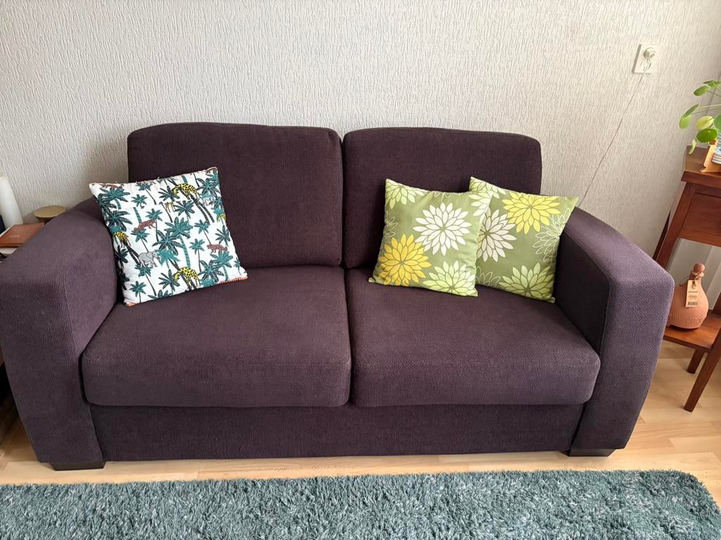 Gratis Bruine bank / banken in nette staat, Huis en Inrichting, Banken | Bankstellen, Ophalen, 150 tot 200 cm, Tweepersoons, 75 tot 100 cm
