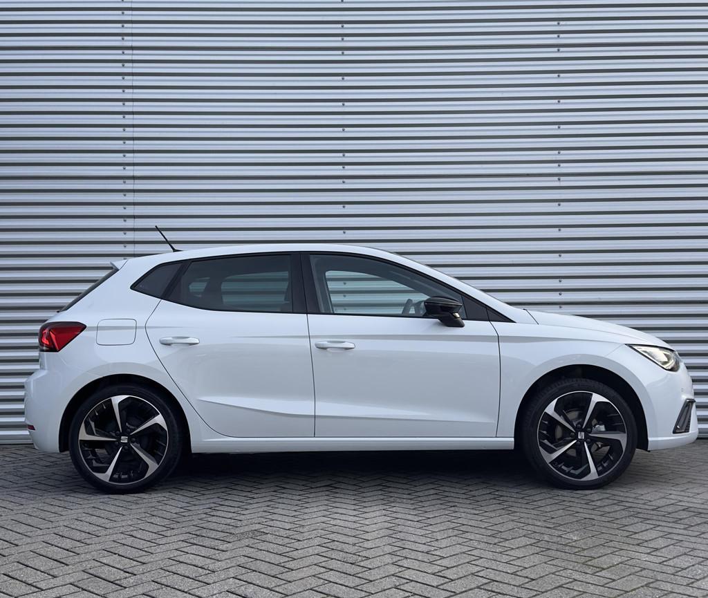SEAT Ibiza 1.0 EcoTSI FR Business Connect 95 PK | €2000,-, Voorwielaandrijving, 95 pk, Alcantara, Origineel Nederlands