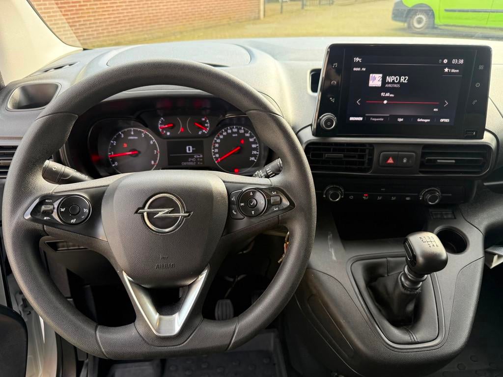 Opel Combo 1.5D L1H1 carplay navi airco cruise euro 6, Voorwielaandrijving, Gebruikt, Euro 6, 4 cilinders