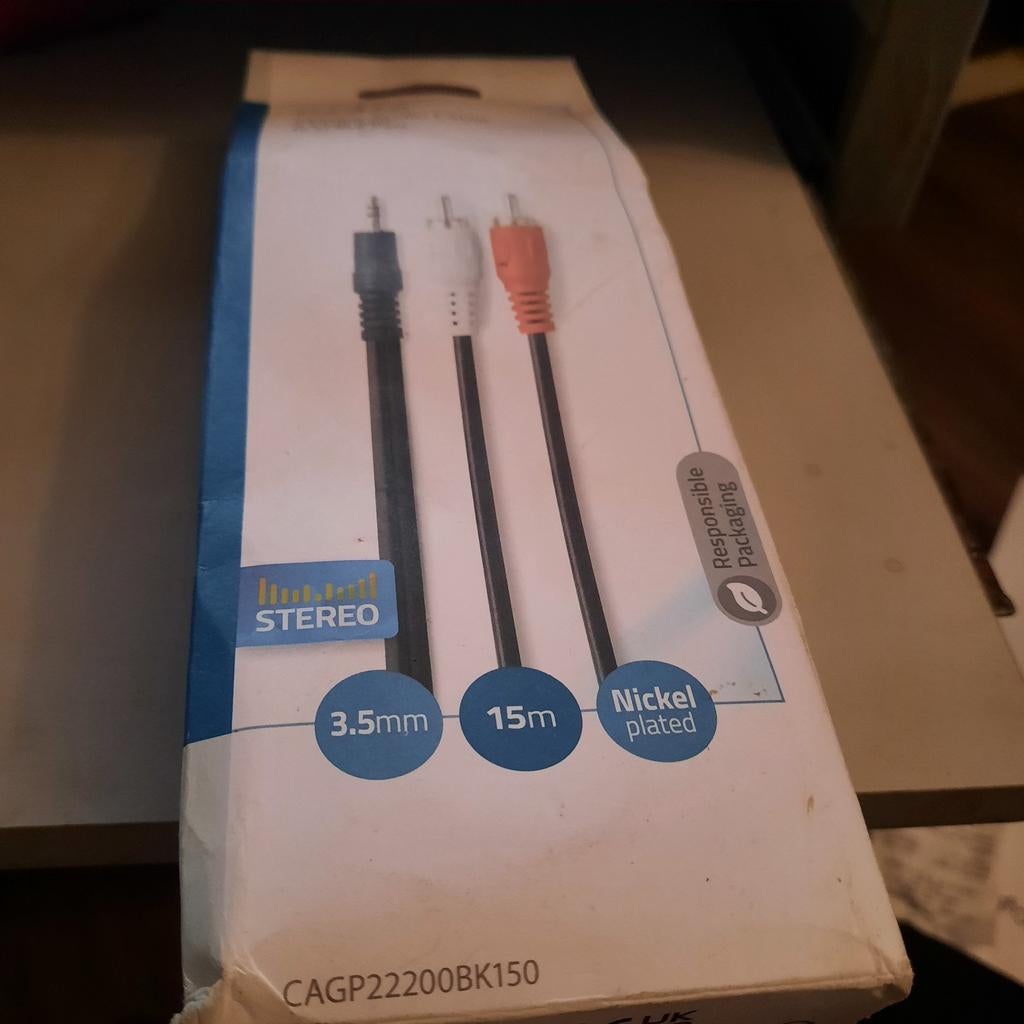 Nieuwe 3.5mm naar RCA Stereo Audio Kabel - 15m, Ophalen of Verzenden, Nieuw, 10 meter of meer, Interlink-kabel