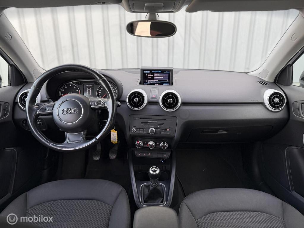 Audi A1 Sportback 1.2 TFSI | S-Line | Climate | Stoelverw,, Voorwielaandrijving, Euro 5, Zwart, 4 cilinders