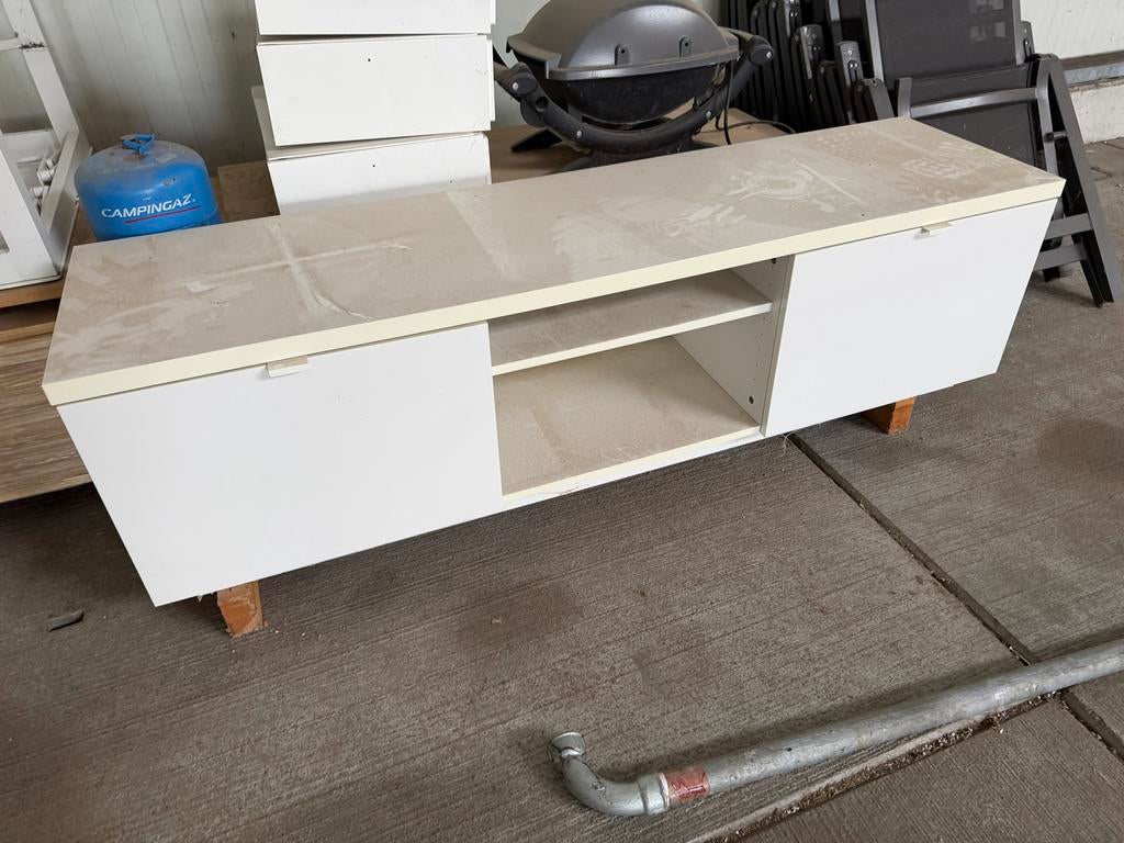 Vrijdagend tv kast IKEA, Ophalen, Gebruikt, 100 tot 150 cm, Minder dan 100 cm