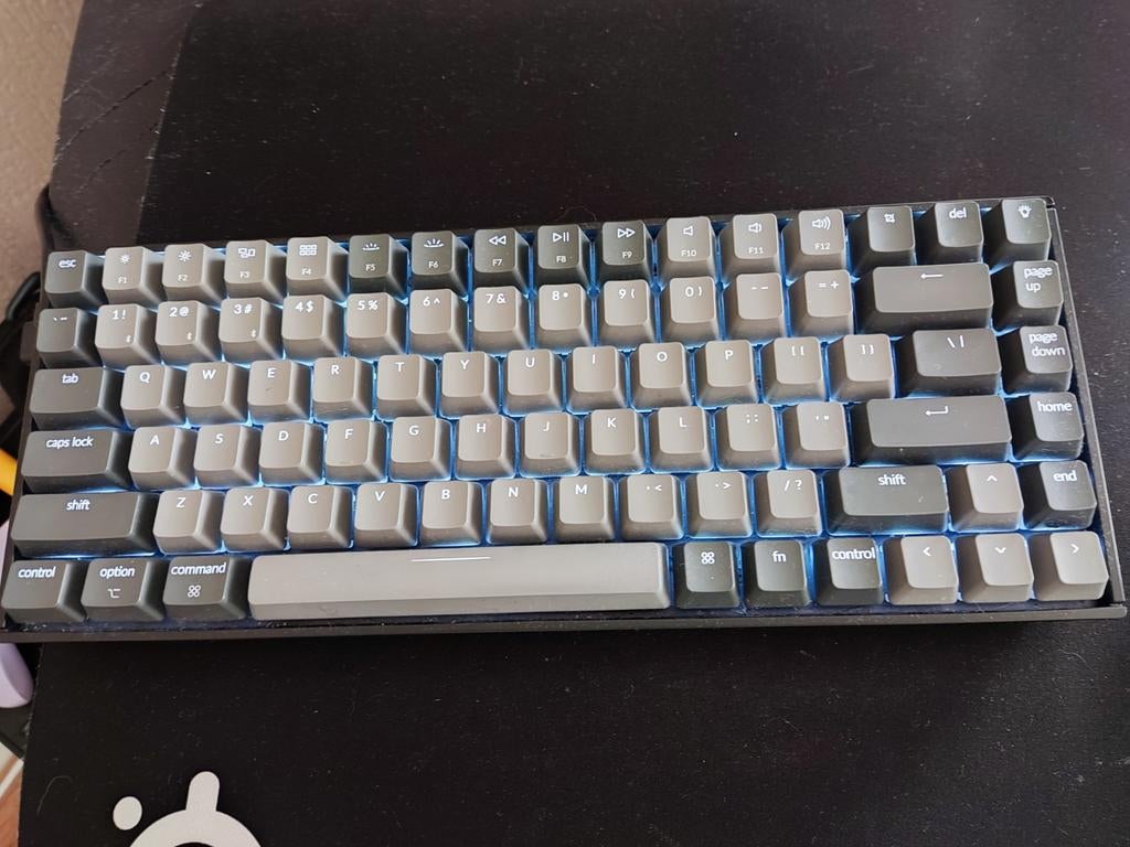 Keychron K2 Mechanische toetsenbord - keyboard, Computers en Software, Toetsenborden, Ophalen, Zo goed als nieuw