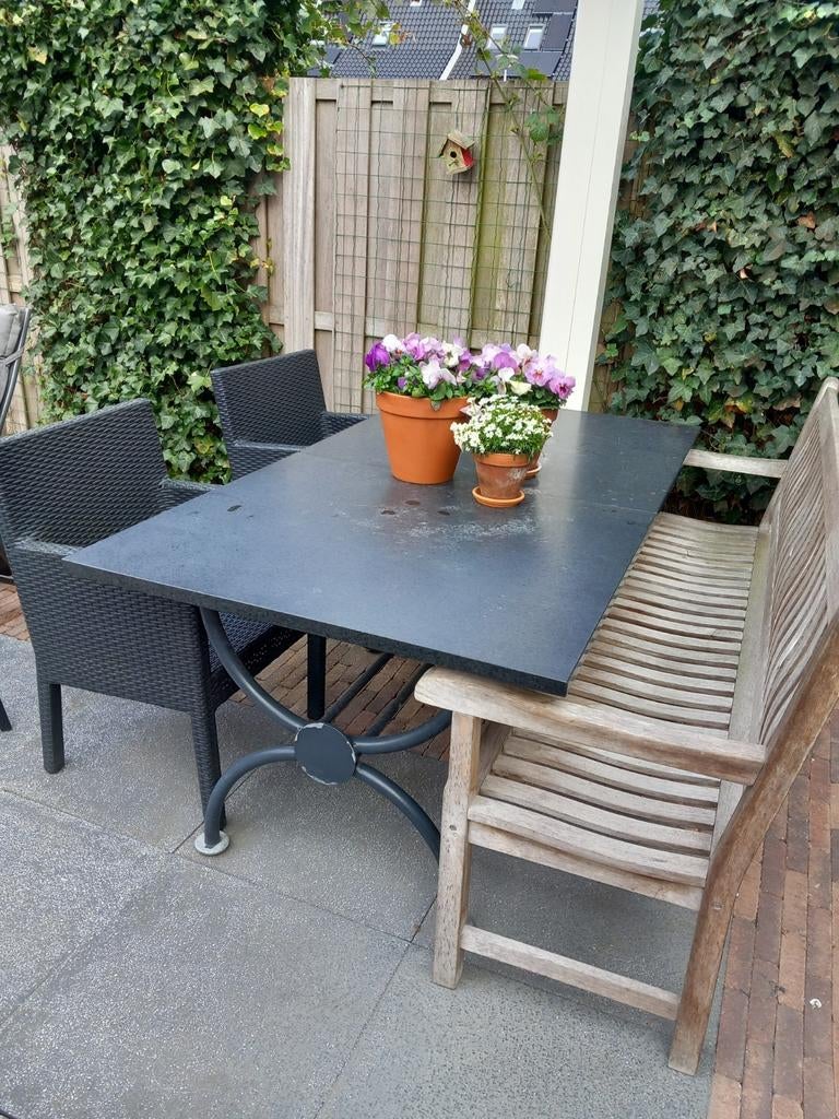 Te koop tuintafel met teakhouten bank en 2 stoelen, Ophalen, Gebruikt, Bank