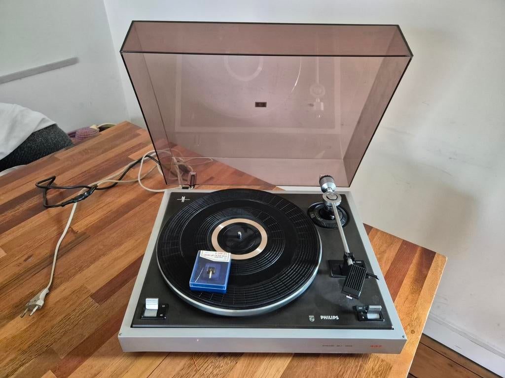 Philips platenspeler 437, Ophalen of Verzenden, Gebruikt, Philips