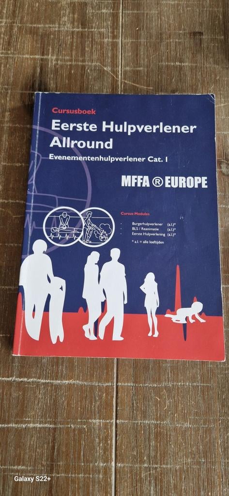 Cursusboek Eerste Hulpverlener Allround, Boeken, Ophalen of Verzenden, Beta, MBO