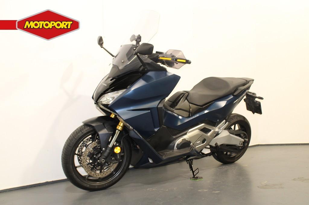 Honda NSS 750 Forza (bj 2021), Bedrijf, Mc.benelux@honda-eu.com, Toermotor, Doornveld 180
B-1731  Zellik, BE
