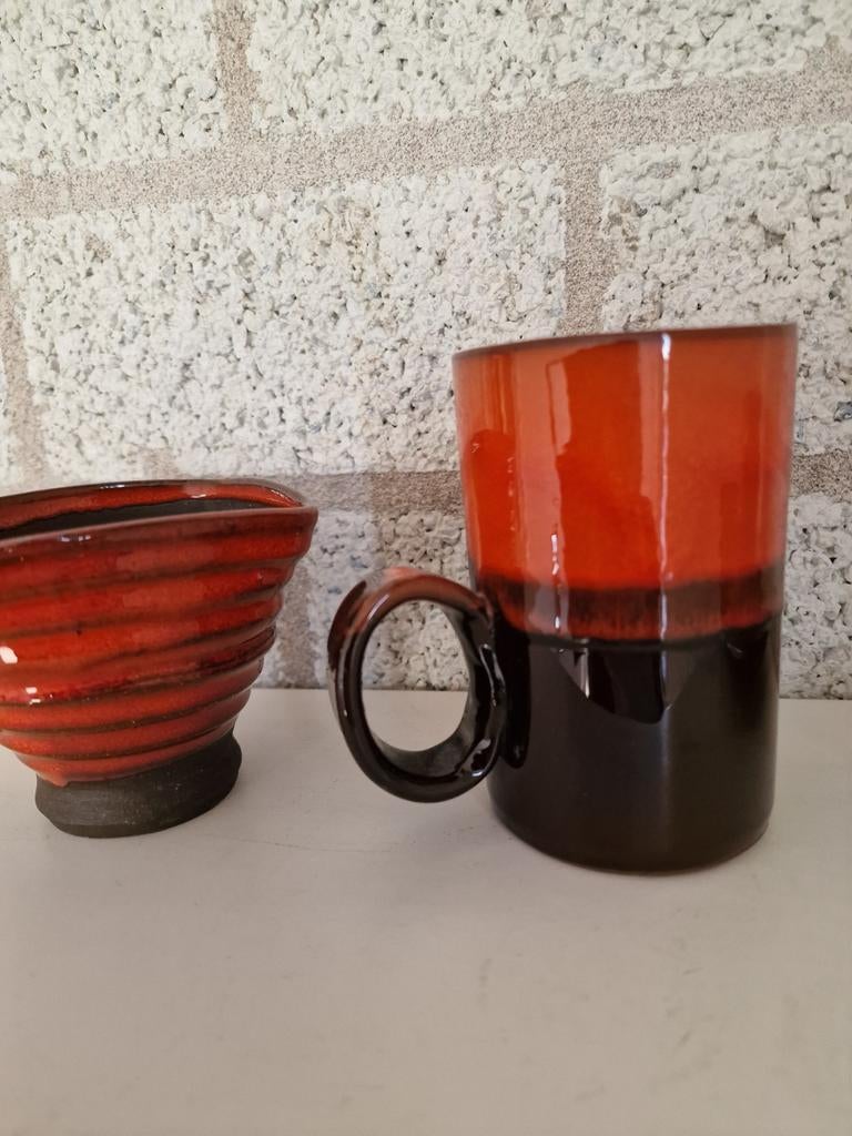 Retro koffie mok bruin / oranje, Ophalen of Verzenden, Keramiek, Overige stijlen, Kop(pen) en/of Schotel(s)