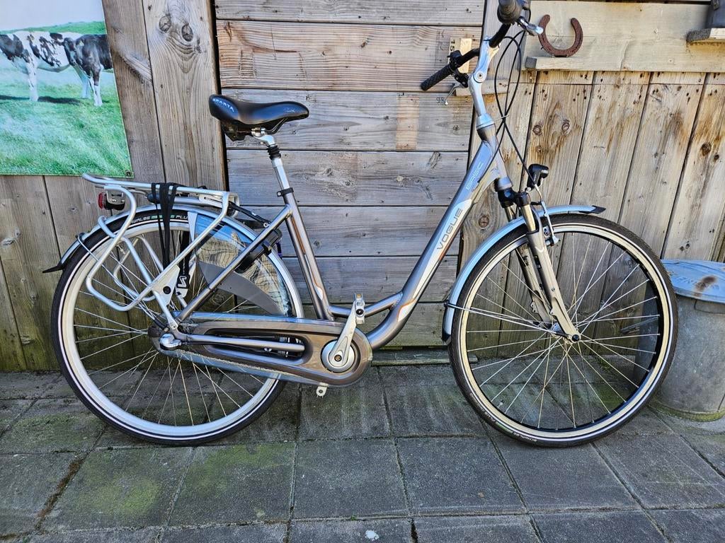 Vogue basic, Fietsen en Brommers, Fietsen | Dames | Damesfietsen, 47 tot 50 cm, Versnellingen, Zo goed als nieuw, Ophalen