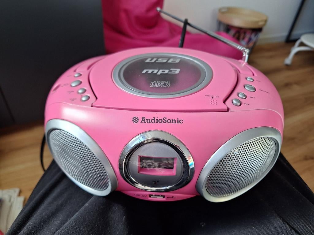Roze AudioSonic Radio CD Speler met USB en MP3, Ophalen, Gebruikt, Radio, Met cd-speler
