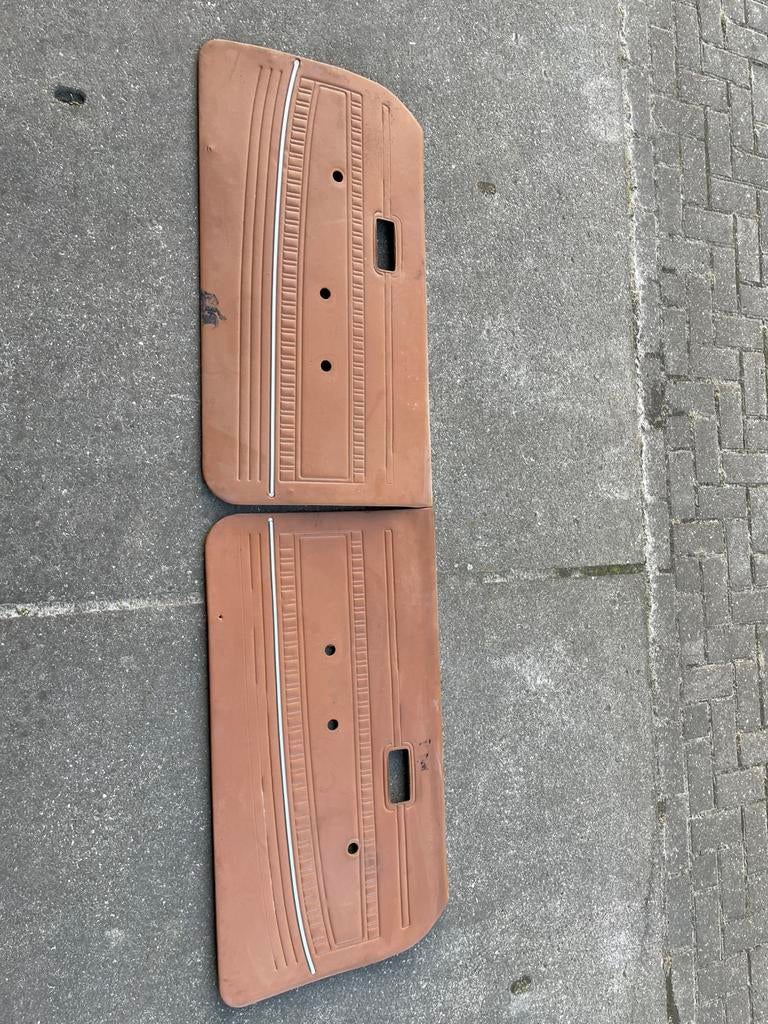 Toyota corolla ke35 set deurparnelen, Ophalen of Verzenden, Zo goed als nieuw