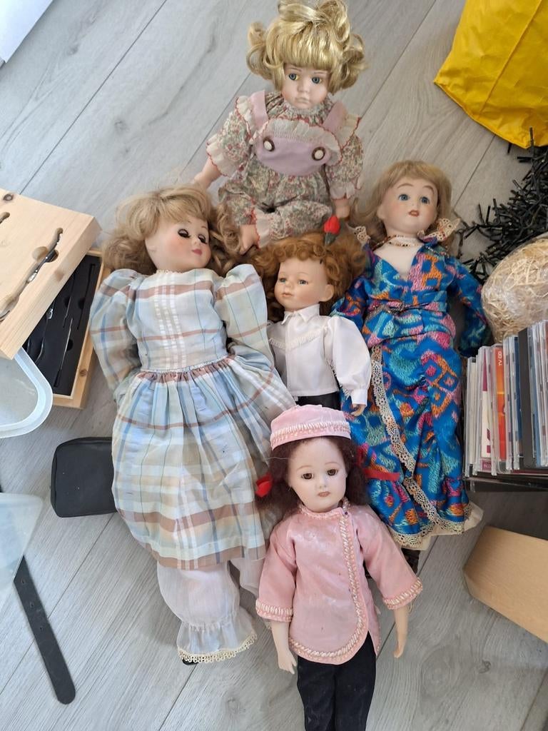 porseleinen poppen, Verzamelen, Ophalen of Verzenden, Gebruikt, Pop