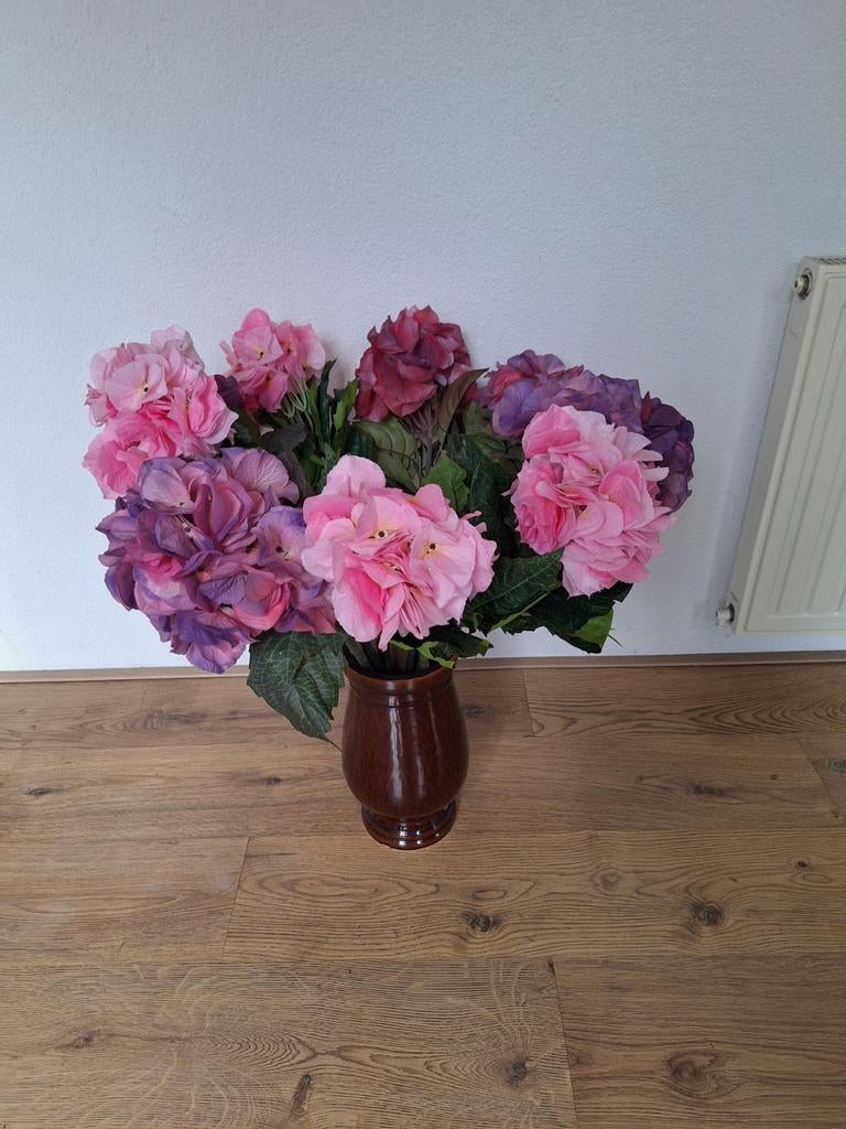 Mooie Vaas Hortensias, Huis en Inrichting, Woonaccessoires | Kunstplanten en Kunstbloemen, Ophalen, Zo goed als nieuw