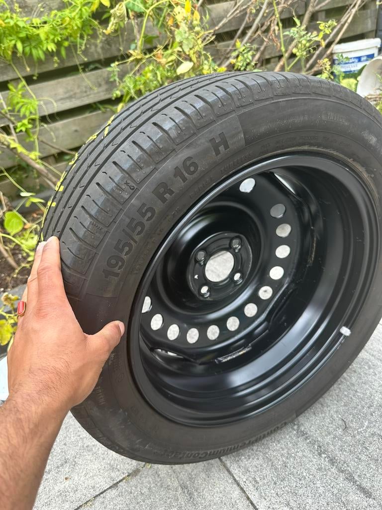 Reserve wiel nisan micra/ thuiskomer, Ophalen of Verzenden, Zo goed als nieuw