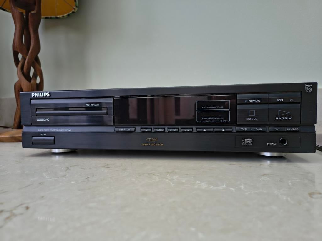 Philips CD604 / CD speler, Audio, Tv en Foto, Cd-spelers, Ophalen of Verzenden, Zo goed als nieuw, Philips