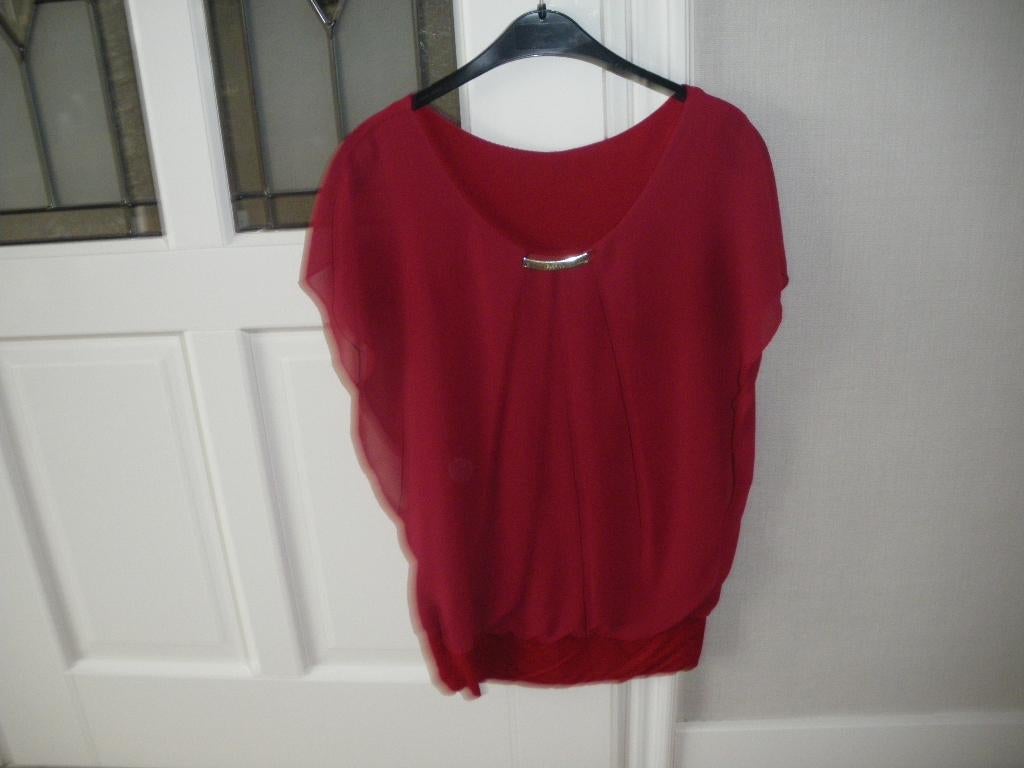 zgan hele leuke rode zomer blouse maat 40 merk ambika, Kleding | Dames, Maat 38/40 (M), Ophalen of Verzenden, Zo goed als nieuw