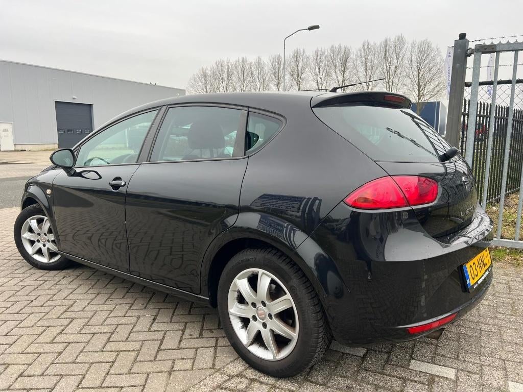 Seat Leon 1.2 TSI Ecomotive Good Stuff 2010 Cruise Airco, Voorwielaandrijving, Stof, Zwart, 4 cilinders