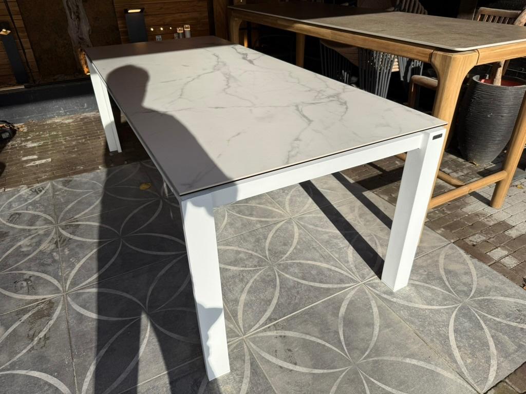 4 Seasons Outdoor - Uitschuifbaar - Tuin tafel 220 cm 340 cm, Ophalen of Verzenden, Nieuw, Rechthoekig, Aluminium