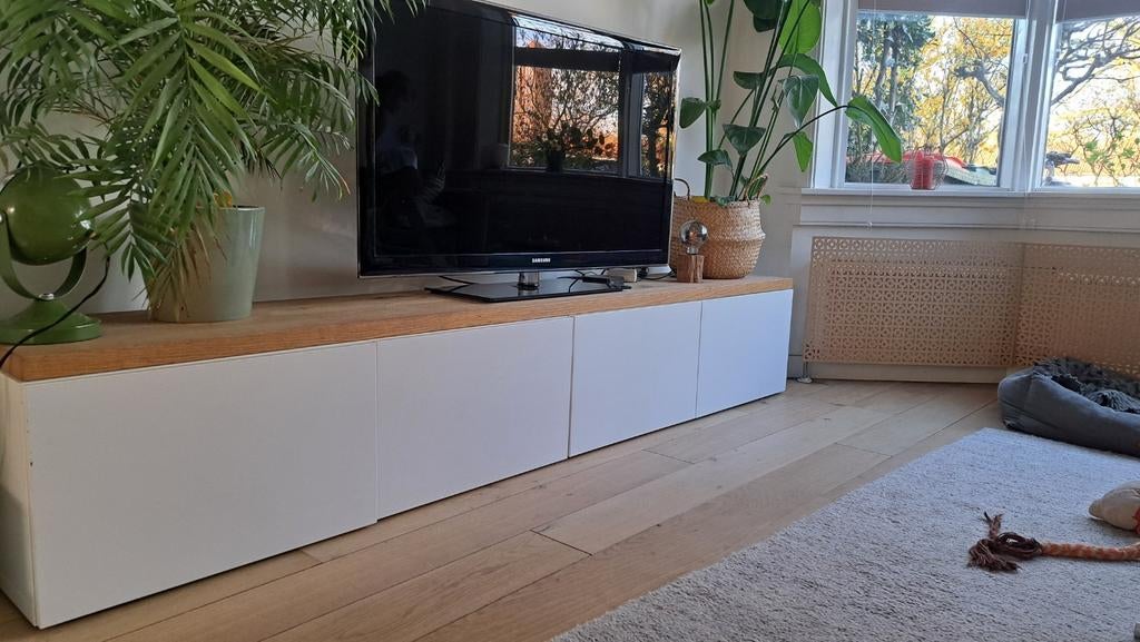Tv meubel/dressoir van Besta Ikea met eikenhouten plank, Ophalen, Gebruikt, 200 cm of meer, Minder dan 100 cm