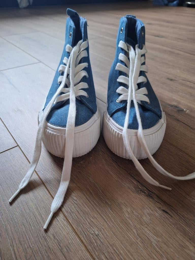 Oxmox plateau zolen gympen, Kleding | Dames, Schoenen, Ophalen, Zo goed als nieuw, Sneakers of Gympen