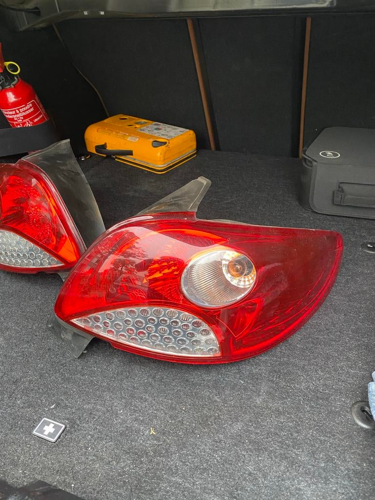 Peugeot achterlichten, Auto-onderdelen, Verlichting, Ophalen of Verzenden, Gebruikt, Peugeot