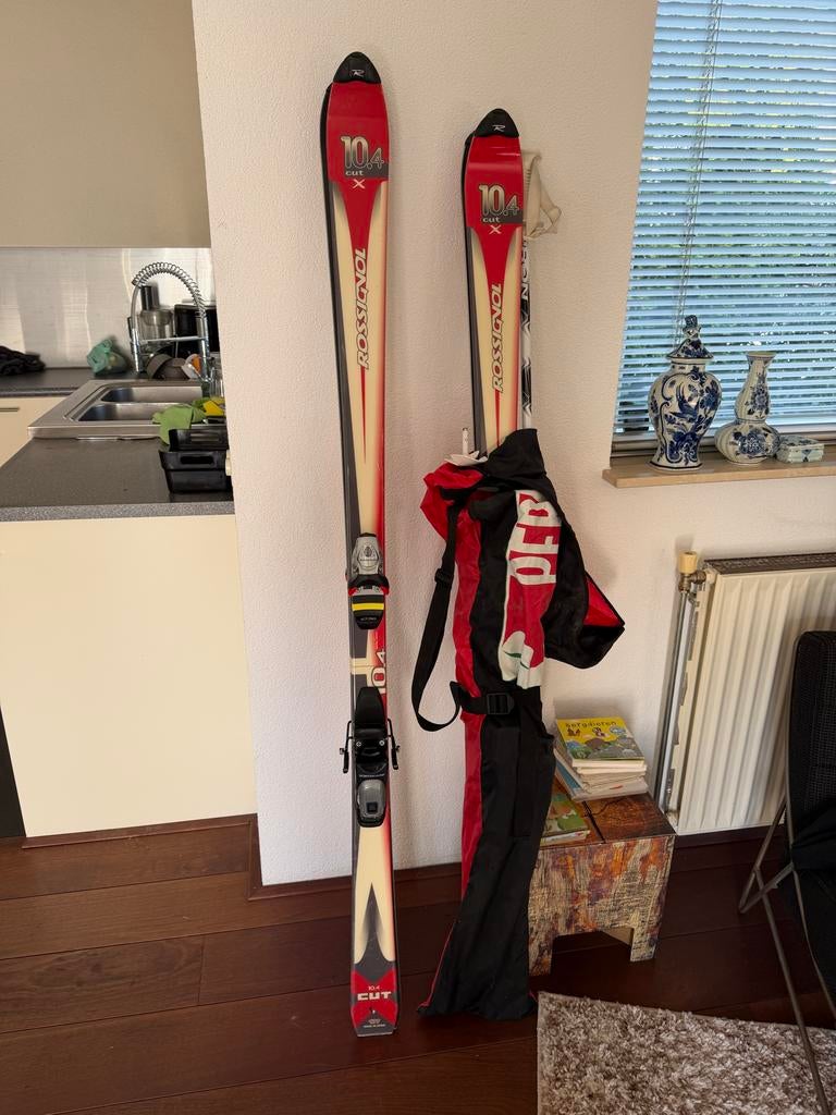 2 sets Carve ski's (170 & 180 cm) incl. bindingen en tassen, 160 tot 180 cm, Gebruikt, Carve, Skiën