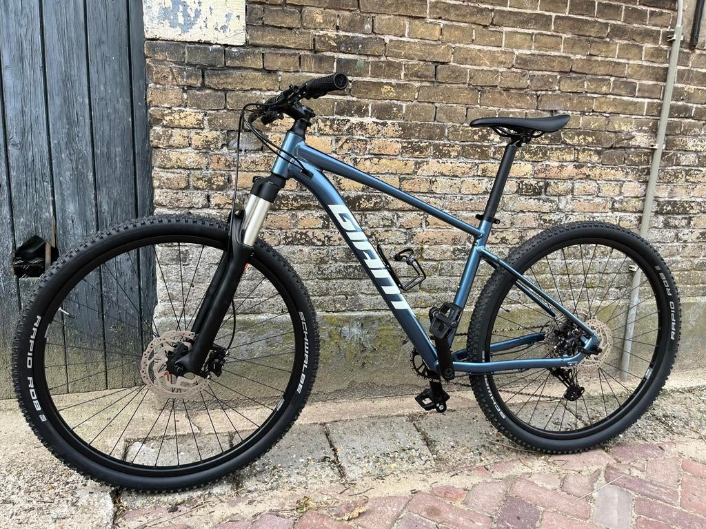 Mountainbike Giant Talon 29 0 – Zo goed als nieuw, Fietsen en Brommers, Fietsen | Mountainbikes en ATB, Ophalen, Zo goed als nieuw