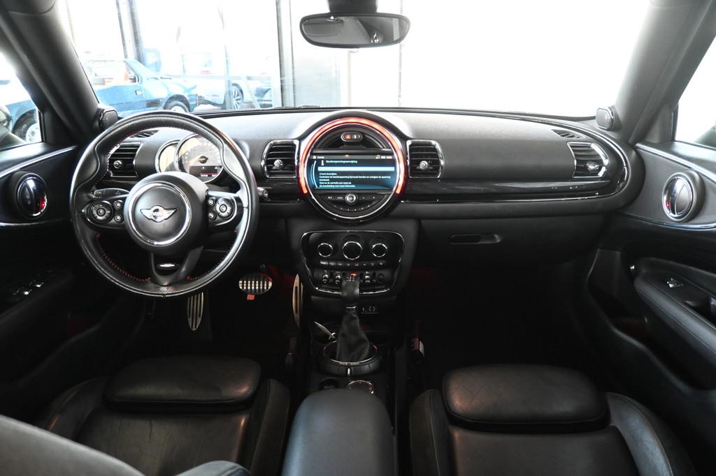 MINI Clubman 1.5 Cooper Chili Serious Business Automaat Navi, 136 pk, Gebruikt, Met garantie (alle), 19 km/l
