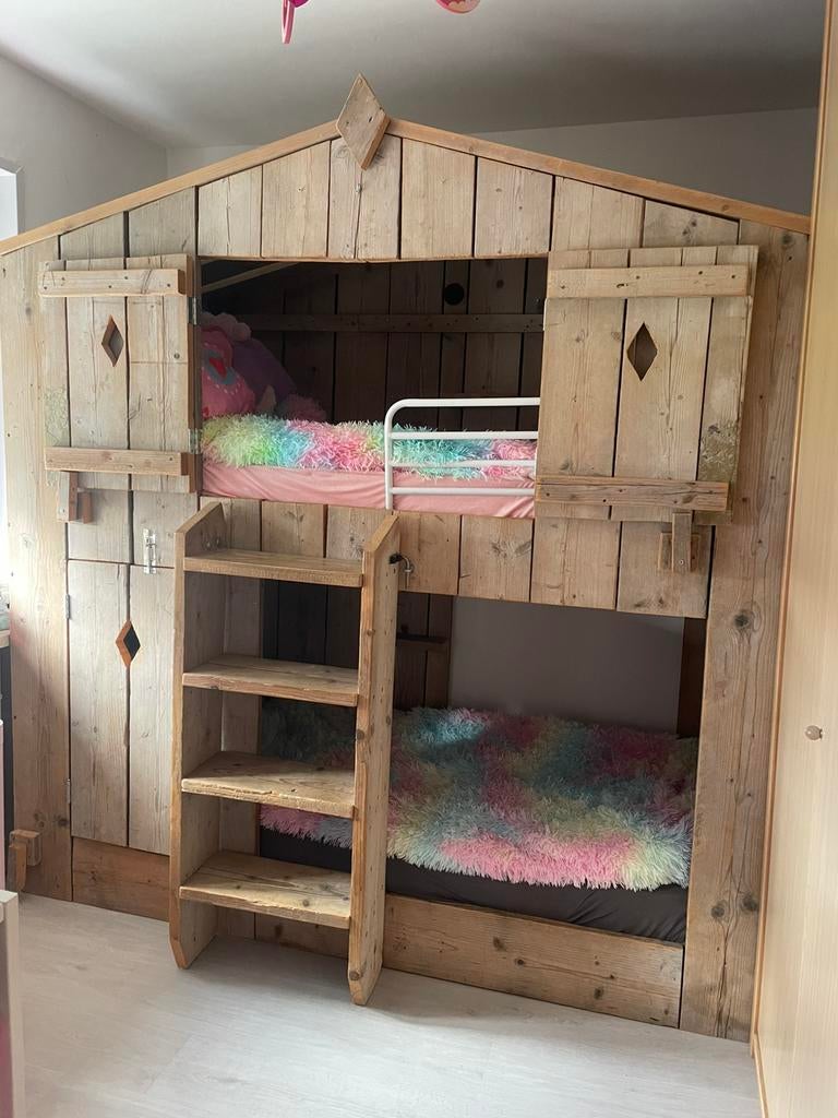 steigerhout Huisjesbed stapelbed boomhut bed kinderbed hout, Ophalen of Verzenden, Zo goed als nieuw, Stapelbed