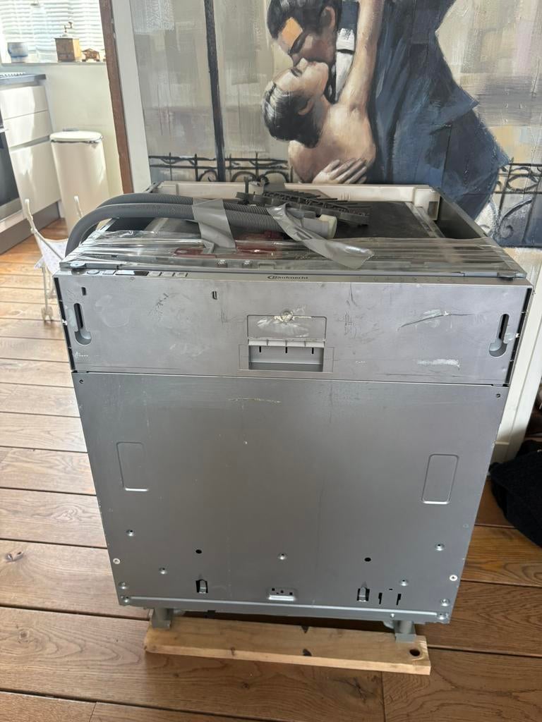 Inbouw vaatwasser Bauknecht, Ophalen, Zo goed als nieuw, Inbouw, Minder dan 85 cm