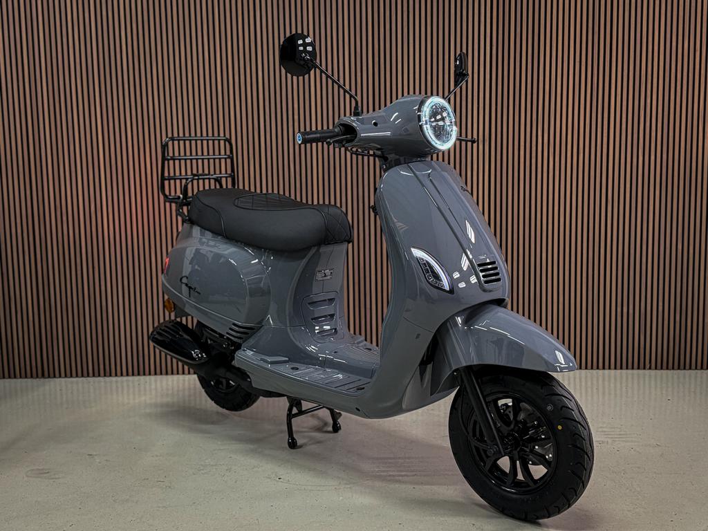 Santini Capri - Scooter - 45km - 25km - 2026, Ophalen, Nieuw, Benzine, 50 cc