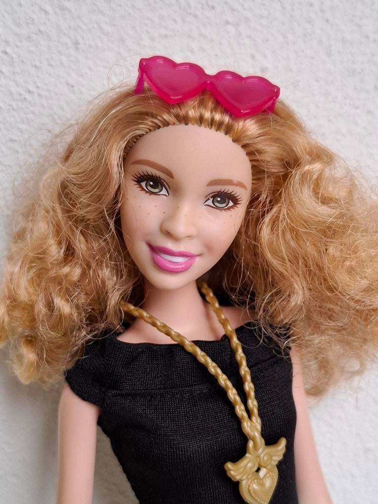 Barbie Fashionistas, Ophalen of Verzenden, Zo goed als nieuw, Fashion Doll