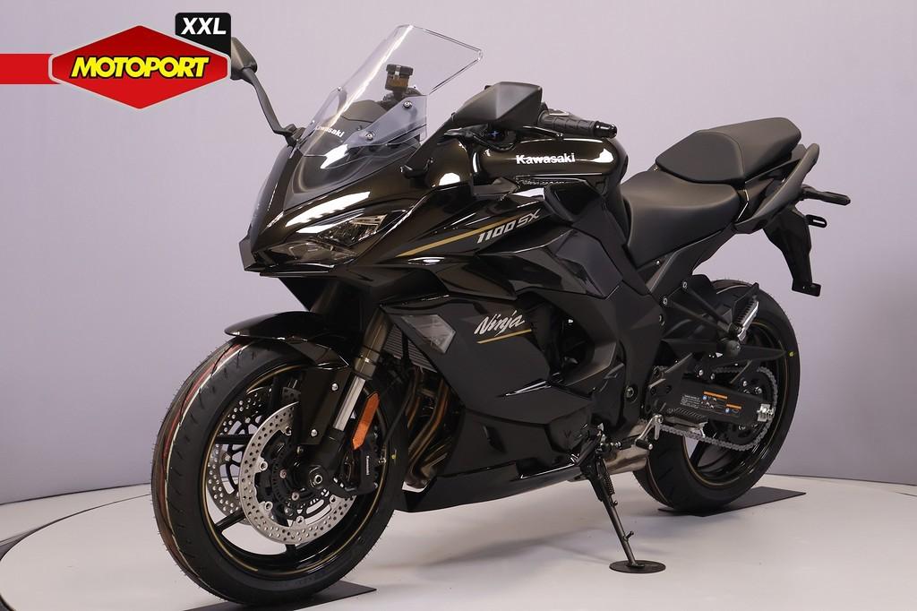 Kawasaki Ninja 1100SX - foto 2