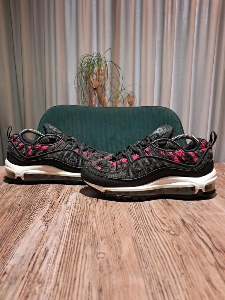 Nike Air Max 90 SE 'Pink Digital Pixel' Size 37,5, Zwart, Nike, Ophalen of Verzenden, Sneakers of Gympen