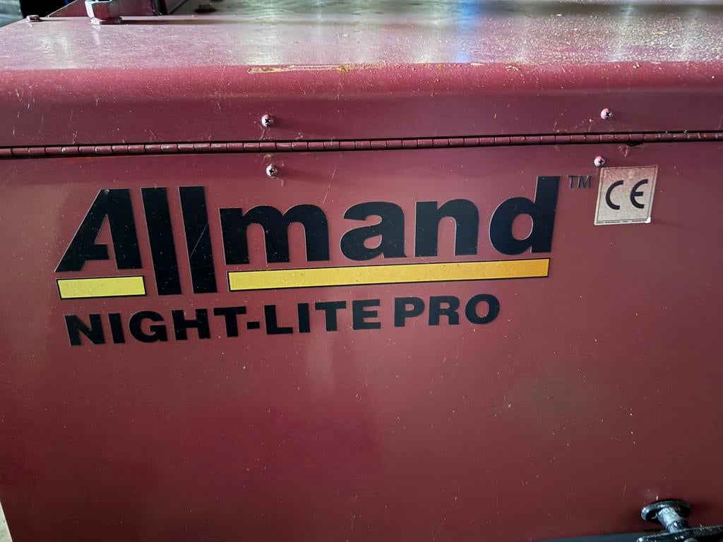 Allmand licht mast met Aggregaat, Gebruikt, Met statief, Ophalen of Verzenden, Lamp met armatuur