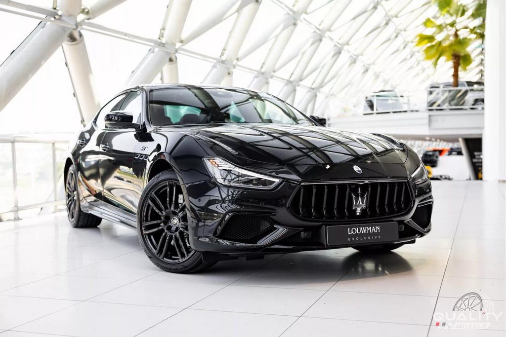 20 inch Maserati Ghibli M157 Velgen + Banden 245/40/20 245/4, -, -, Banden en Velgen, Ophalen of Verzenden