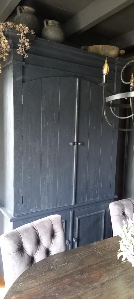 Nieuwe grote teak houten kast, Huis en Inrichting, Kasten | Kledingkasten, Ophalen, Met deur(en), 100 tot 150 cm, 200 cm of meer