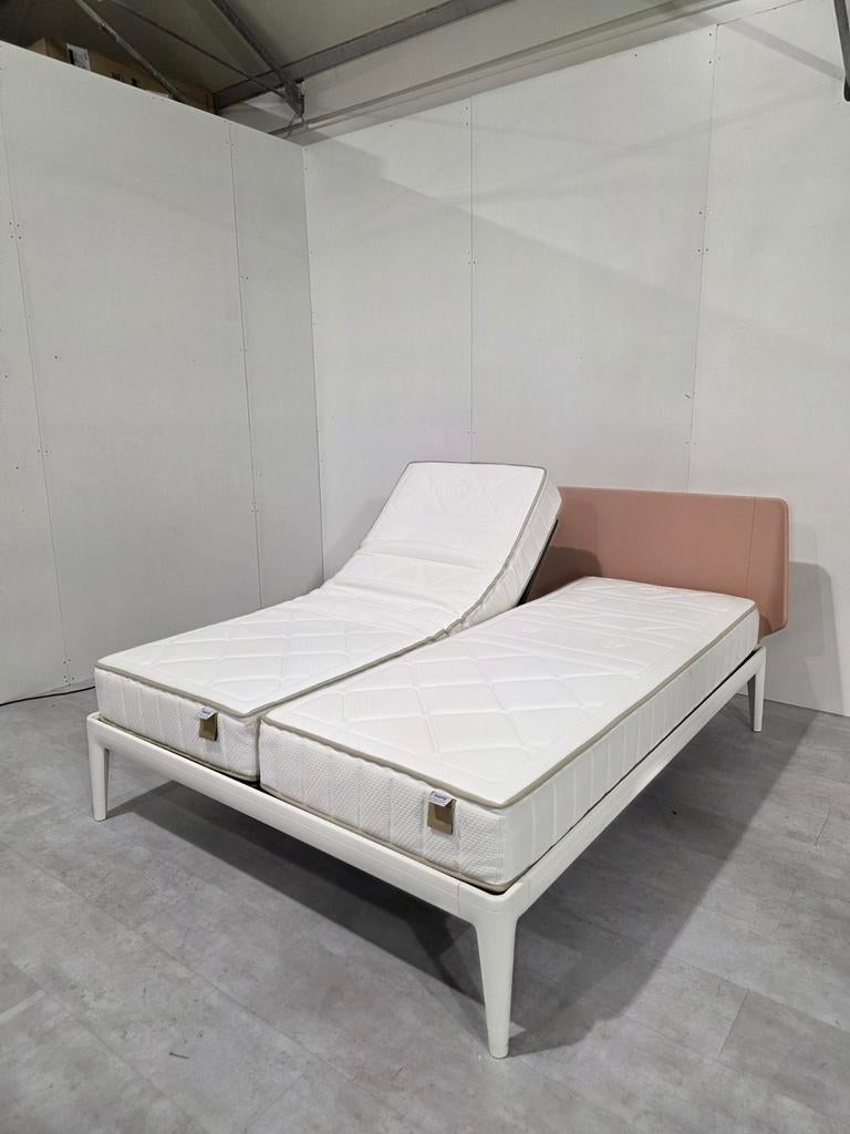 Auping Essential Bed 160x200 Electrisch 1M + Vivo Matrassen, Verstelbaar, Tweepersoons, Ophalen of Verzenden, Zo goed als nieuw