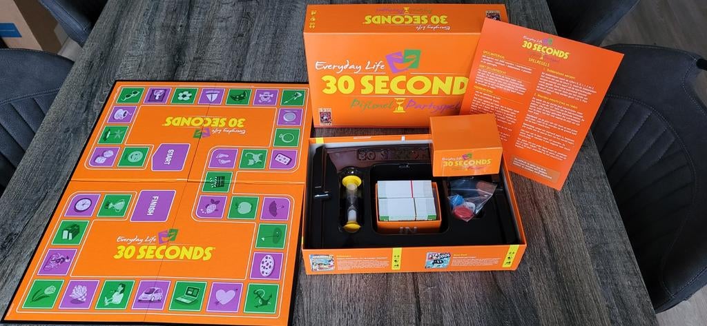 Everyday Life 30 Seconds Pijlsnel Partyspel, Ophalen of Verzenden