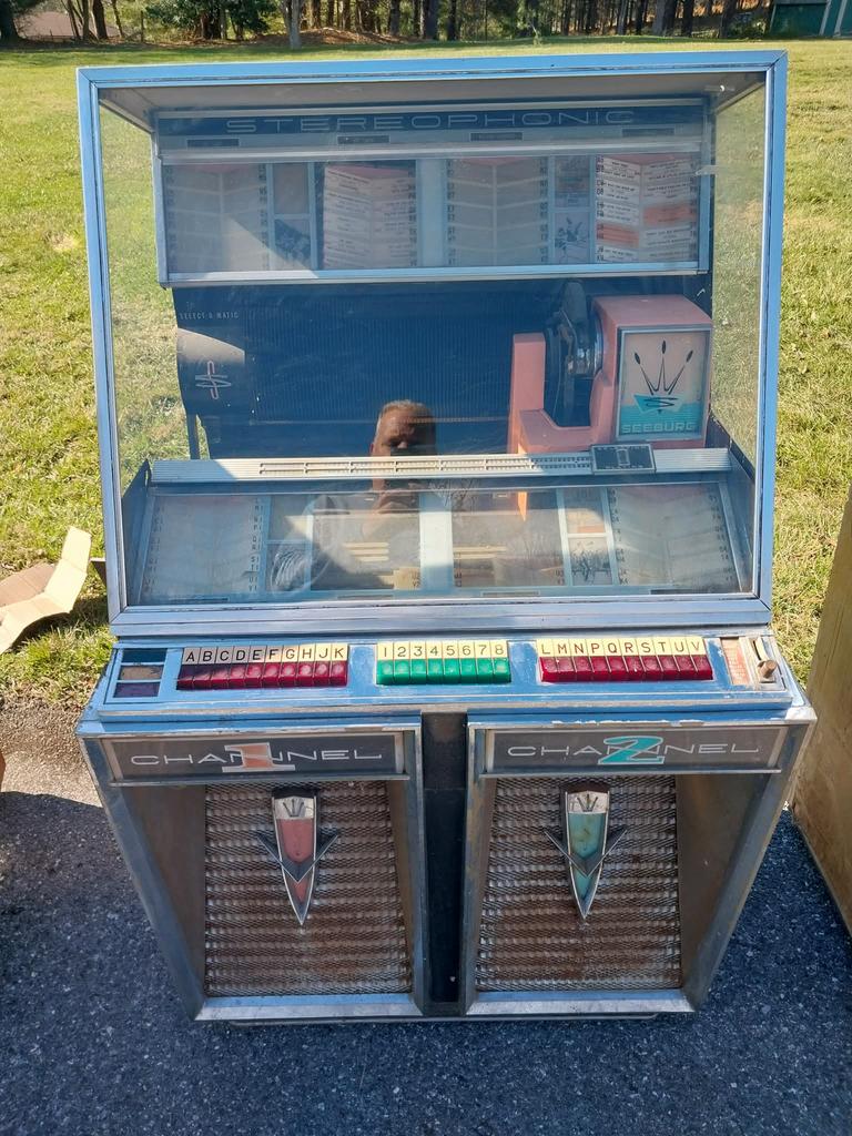 Super deals: 5x ongerestaureerde jukeboxen. KOOPJE !!, Ophalen, Gebruikt, Usa, Diverse