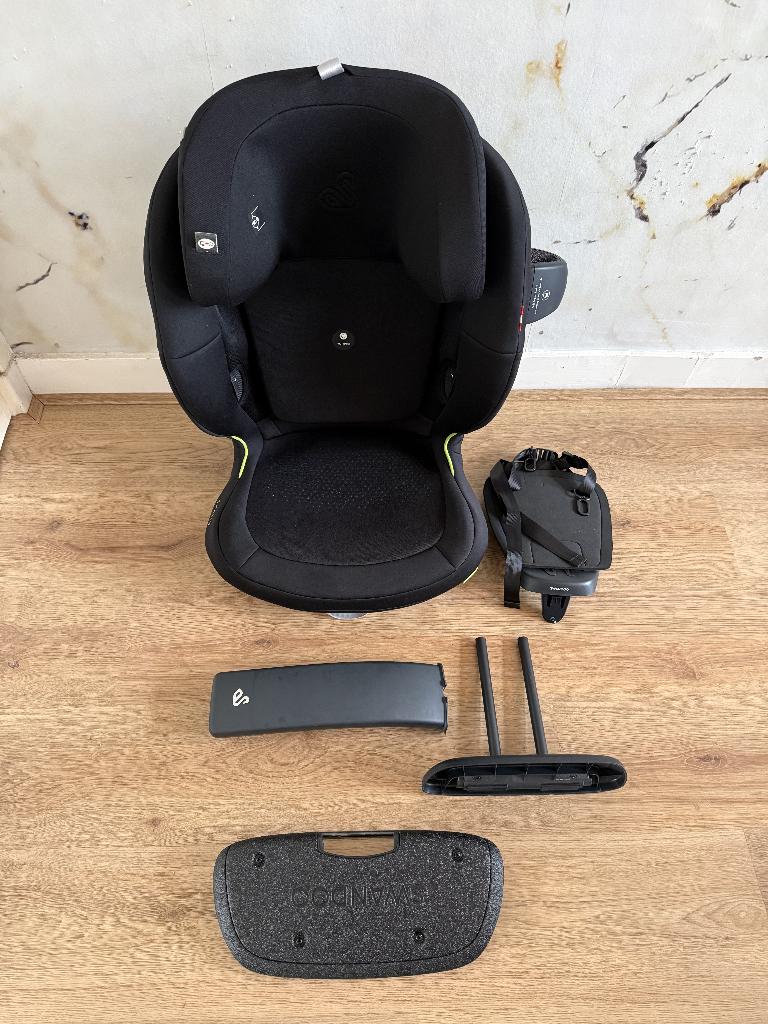 Swandoo i-Size autostoel ZGAN zwart 3,5 / 12 jr. + voetenst., 15 t/m 36 kg, Zo goed als nieuw, Ophalen, Overige merken